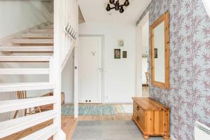 Bright modern cottage on a peaceful countryside farm