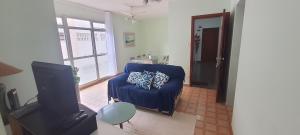 Ap Luz do Sol 200m Praia Enseada, FEIRINHA, aquário, 3 QUARTOS, garagem, WI-FI