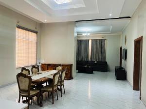 kafue Executive Family Residence