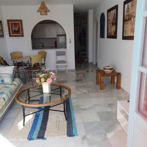 Sunny apartment in Mojácar with sea views