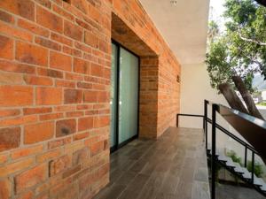 Spacious Apartment with Private Garden