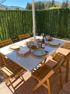 Monica Tabares VUT-LE-906