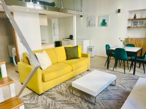 Alexandre Mari old town few meters to the beach