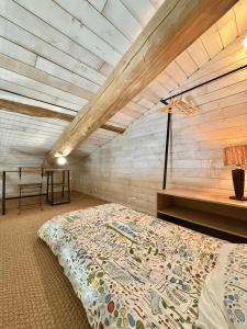 Appartements Le Duplex de l-Artisterie : photos des chambres