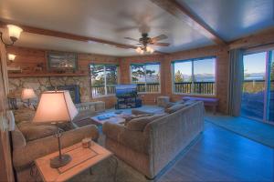 HCH1475 - Heavenly Lake View Retreat home