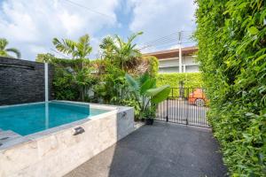 Coco Pool Villa