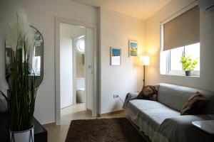 Stella & Rosie - Two Bedroom Apartments by ELDI