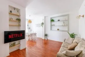 Darsena Dream Parcheggio Privato Due Passi Centro - Vitalaccia