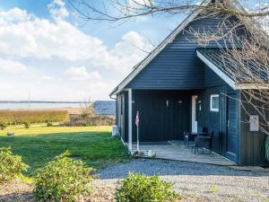 Panoramic Fjord Retreat with Spa Bath