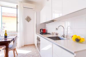 Elegantis Labicana Apartment - Few steps from the Colosseum