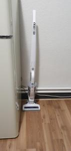 Zimmer 1 von 3 mit Gemeinschaftsbad-Küche, 30min Köln Messe Bahnhof, 5min Leverkusen Bahnhof Zentrum