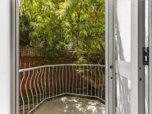 Terrace Townhouse - Prime location & Free Parking!