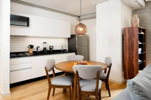 Mexican Downtown Retreat!