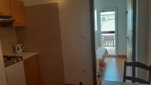 Apartments with parking space Zivogosce - Blato, Makarska - 23922