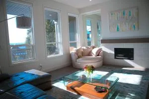 Tranquil Luxury A Modern Zen Sanctuary - Coquitlam