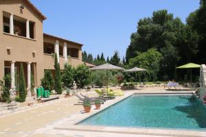 Sejours a la campagne La Bastide des Cypres : photos des chambres