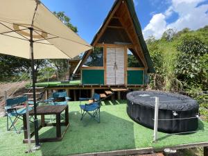 MANTIS, Vida en medio de la naturaleza