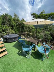 MANTIS, Vida en medio de la naturaleza