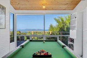 Ocean Views 20kms from CBD Sleeps 10 - Sandfly