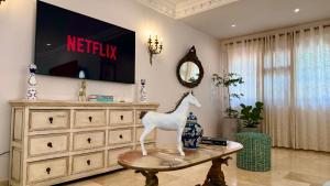 Spectacular Villa Near Walled City