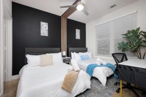 Chic 2-BR in Southtown Near Rvrwalk, Dome & Conv
