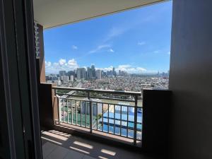 River view Unit at Brixton Place