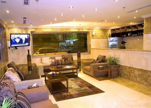 أسوار جدة للشقق المخدومة