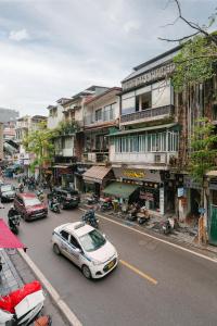 Hang Dieu Street View Homestay