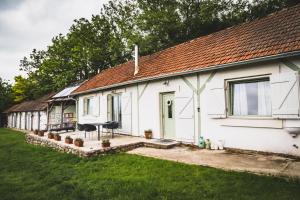 Ferde Kemping és Apartment