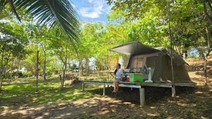 Rim Haad Villa and Camping Space