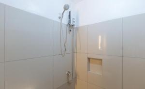 Stay Manila Hotel by RedDoorz