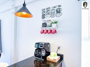 The Stallion #205 - Modern Spacious Loft in Downtown - Walkable to attractions