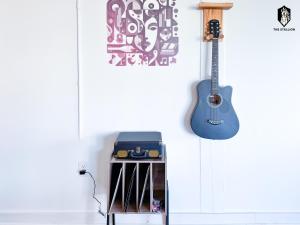 The Stallion #205 - Modern Spacious Loft in Downtown - Walkable to attractions