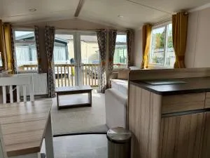 The Fly Van - Beautiful, luxury static caravan - Easter Elchies