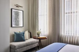 Hotel Caves Plaza Near IGI AIrport Delhi
