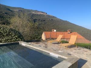 Vacances de rêve vue mer et montagne