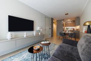 Amores Luxury Suite by Belmont Realty