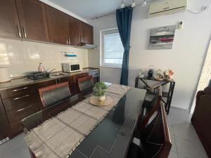 Stunning view to Kotor bay and Old town - C2 Vista