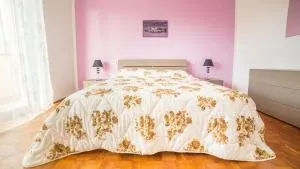 A step away from the lake - Pettenasco