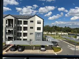 Refined Cozy Retreat - Brakpan Vliegveld