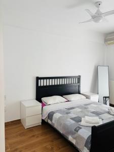 Julias city apartment
