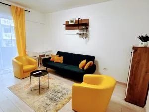 Yellow Dawn Apartment - Valea Lupului
