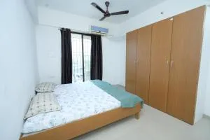 Beautiful and Luxurious 2bhk near Leelamahal Circle Tirupati with Fully Functional Kitchen and free parking - Тірупаті