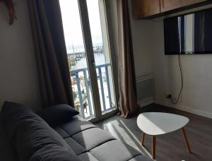 Appartements Pied a terre, sejour idyllique face a la mer classe 2 etoiles : photos des chambres