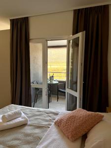 Cloud9 Apartments & Rooms