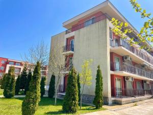 Quiet studio with a view!