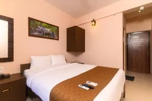 Nazri Hotel - Near Arambol Beach - Corgao