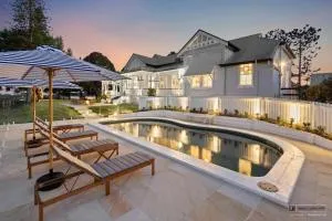 Yarrum Downs House - Luxury Farmstay - 5 min to beach - Upper Burringbar