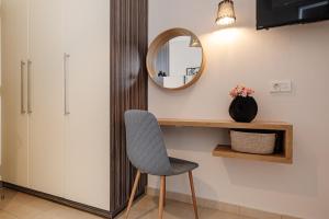 Premiere Lumiere Apartments