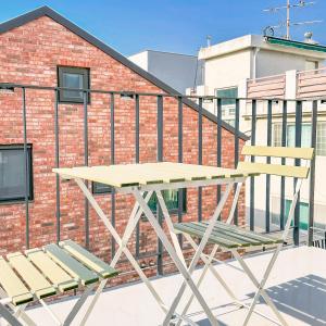 HongDae, 6 ppl, new building, Big terrace